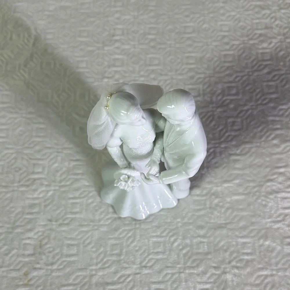Charming White Bride and Groom Cake Topper